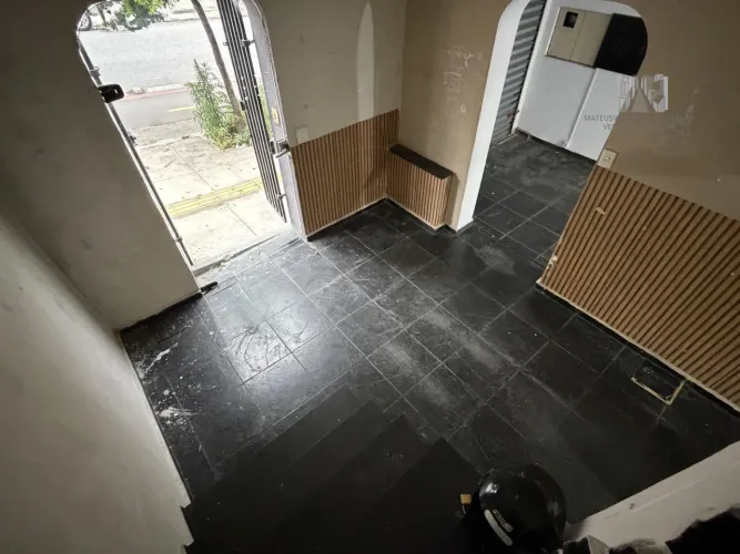Sobrado na Vila Romana - Residencial e Comercial - Rua Coriolano
