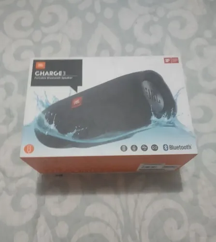 Caixa JBL Charge3 para retirada de peças