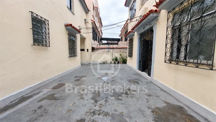 Apartamento de 2 quartos com vaga em Ramos pronto para morar!