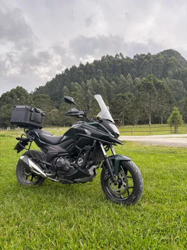 Honda NC 750X 2021 Verde Militar com Km baixa Impecável