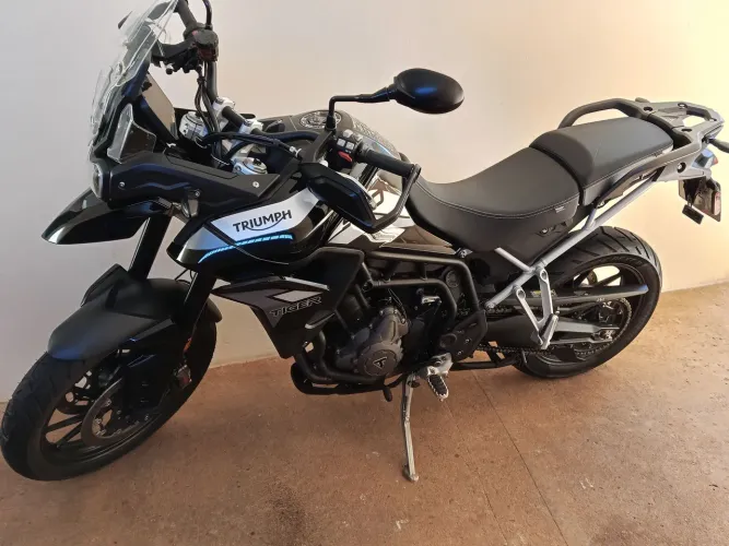 Tiger Triumph GT 900