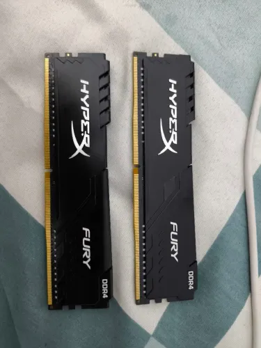 VENDO DUAS MEMÓRIAS FURY HYPERX DDR4 8GB
