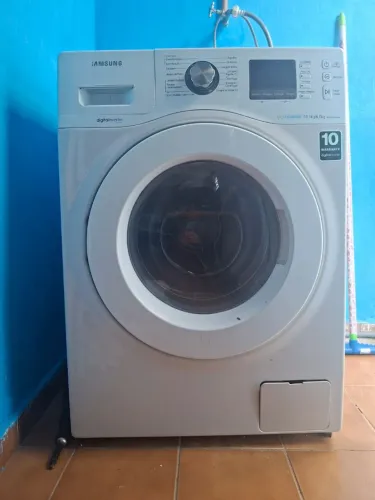 Máquina lava e seca