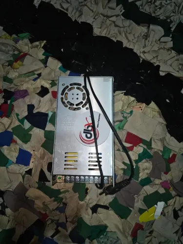 Fonte para som de carro 600w