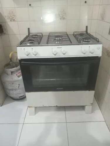 Fogao itatiaia bem usado