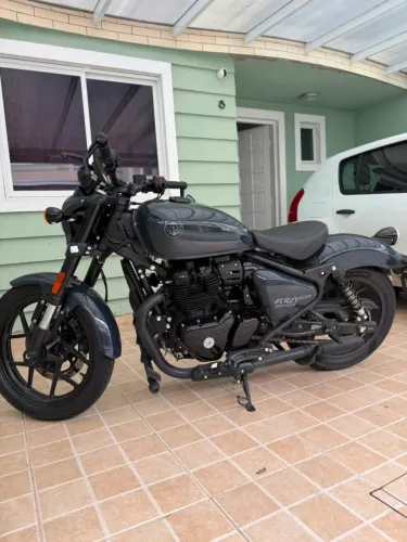 Royal Enfield Shotgun 650