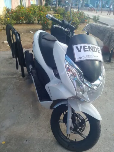 PCX 2015 branca