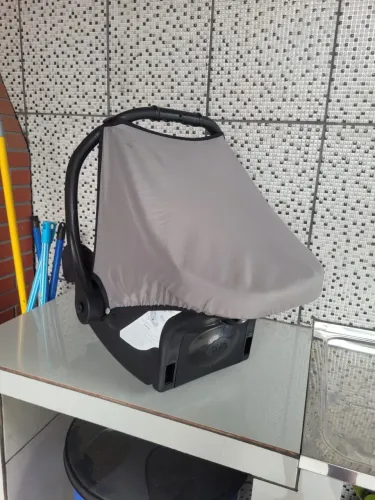 Vende-se bebê conforto 