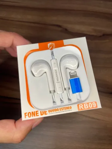 Fone de ouvido Bluetooth com Fio Lightning RB09 H?Maston