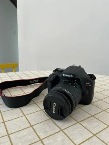 Canon Rebel T100 + Kit (seminovos)