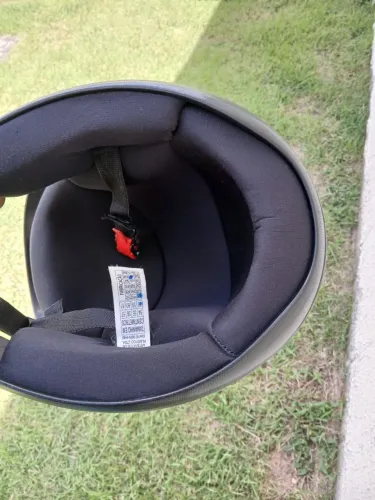 Capacete novo