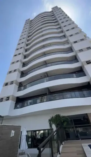 Vendo Apartamento no Edifício Solarium,  3 Suítes, 02 Vagas de Garagem.