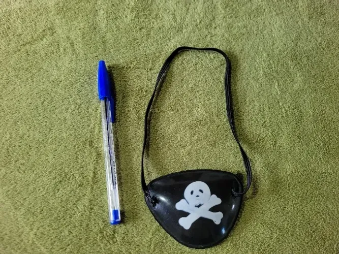 Tapa Olho Pirata de Plástico para Fantasia Carnaval