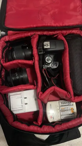 Câmera Canon t6i nova ACEITO CARTÃO