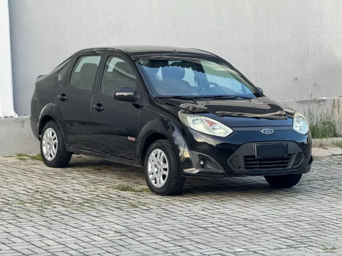 Ford Fiesta Sed. 1.6 8V Flex 4P 2013