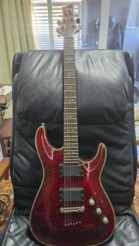 Guitarra Schecter Hellraiser C1