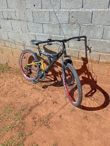 Bike aro 26 sem pneus