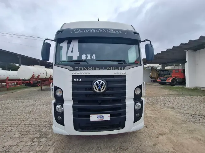 REPASSE VOLKSWAGEN 26390 6X4 TROCA DE FROTA FIP R$ 290.000.00. [ VENDA R$ 220.000.00 ] .