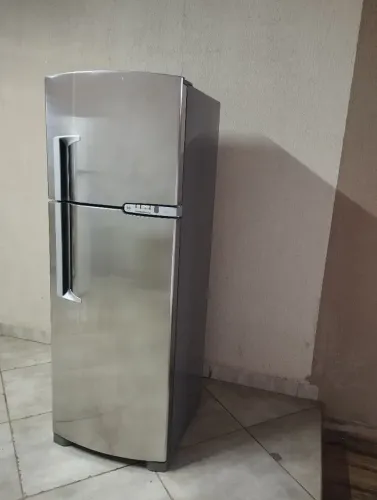 Geladeira Brastemp Frost Free inox 352 litros 