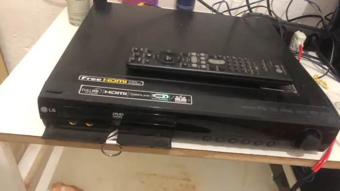Home theatre lg com controle remoto e USB e hdmi