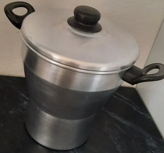 Cuscuzeira de Alumínio.
