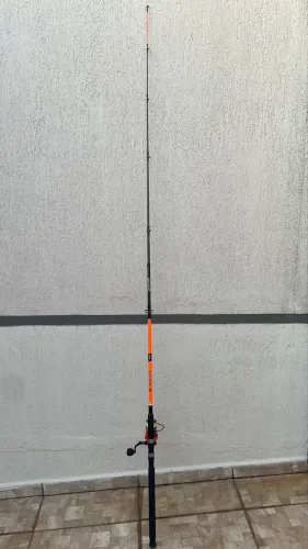 Vara Albatroz Manjuba 2,40m 10-20lb 2 Partes