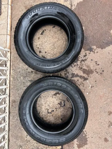 02 pneus 265/65 aro 17