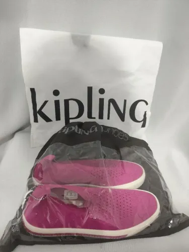 Tênis feminino novo rosa kipling shopi tamanho 35