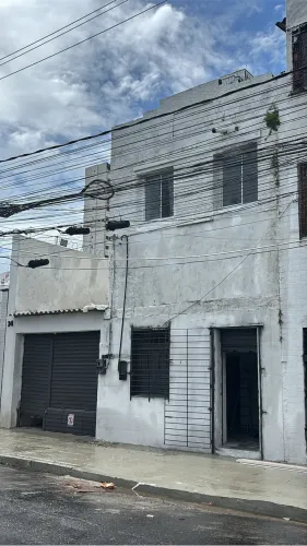 Salas Comerciais - Próx. Rua da Aurora.