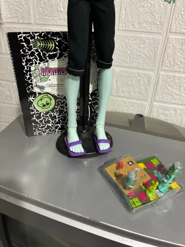 Monster High Gil basico Draculaura