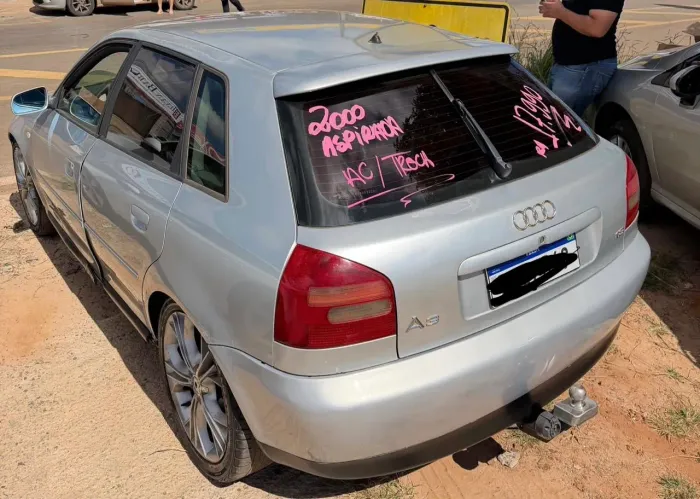 Audi A3 1.8 5P Mec. 2000