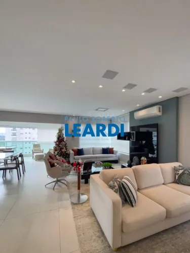 APARTAMENTO - ALPHAVILLE - SP