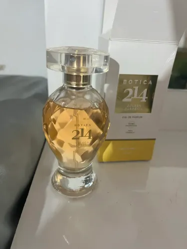 Perfume golden gardênia