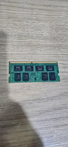 Memória RAM DDR4 SO-DIMM 8 GB 2400 MHz 1,2 V para notebook e mini PC.