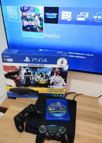 Playstation 4 slim com caixa e lacre original