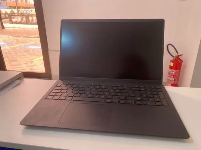 Notebook Dell I5 12ª geração 8Gb ram 512 Ssd