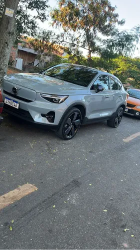 Volvo C40 Twin Ultimate (elétrico) 2024