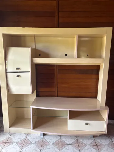 Estante/ rack com bar