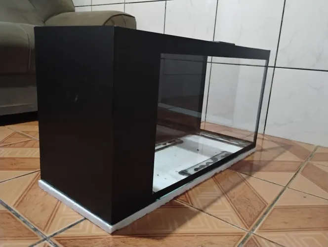 Aquário com Sump lateral 