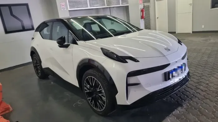 Zeekr X 428 CV AWD Flagship Flagship (elétrico) 2025-HELAYNE