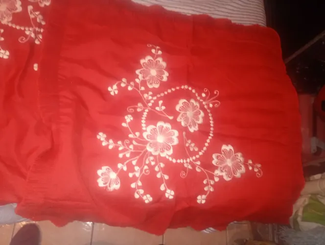 Colchão antiga vermelha