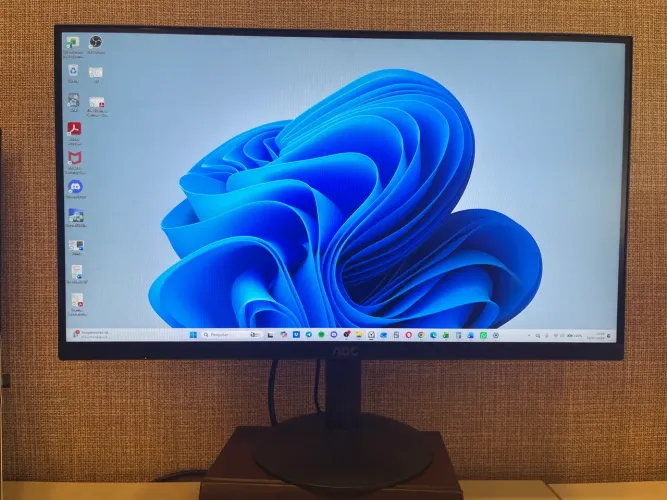 Monitor AOC 21? 120Hz 1MS - 7 meses de uso