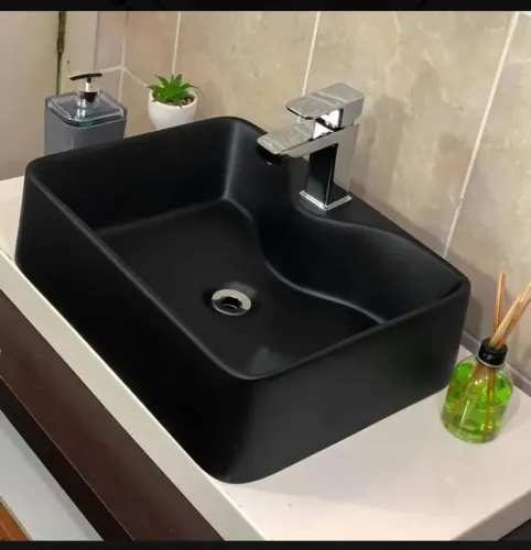 Pia pra lavabo ou banheiro