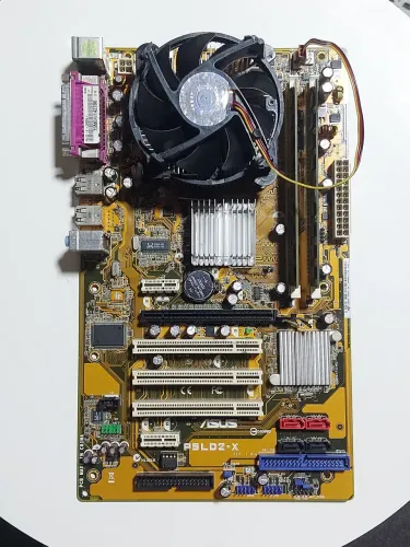 Placa Mãe ATX Offboard 775