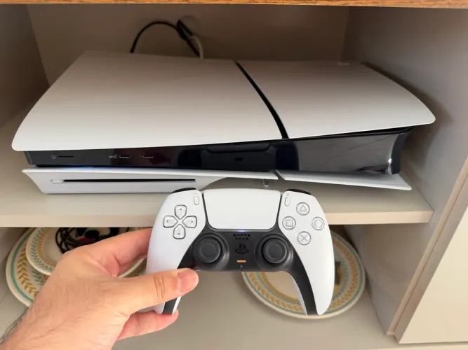 PlayStation 5 Slim com Leitor