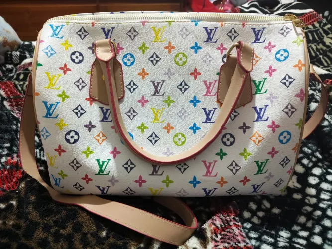 Bolsa baú sem marca