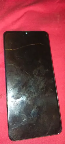 Celular A51 usado tela com defeito,mas vibra ao colocar no carregador