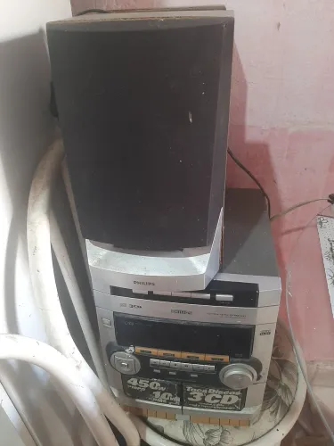 Vende um son pequeno pra retirada de peças