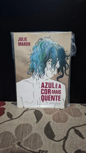 Azul é a Cor mais Quente