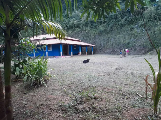 Chacarra monteiro lobato na serra